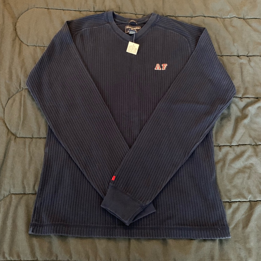 Men’s Abercrombie and Fitch Navy Sweater size XL